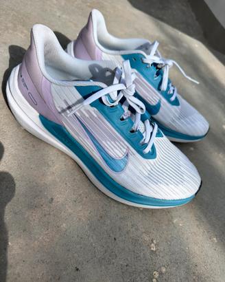 Nike Air Zoom Vomero 16 n. 41 – Pari al nuovo