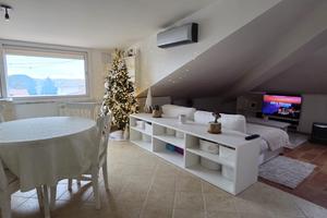 ? Mansarda luminosa e accogliente - pronta da vive