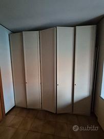Armadio a 5 ante