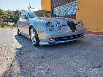 JAGUAR S-TYPE   iscritta asi