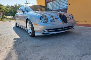 JAGUAR S-TYPE   iscritta asi