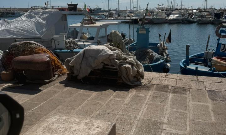 Vendita licenza da pesca+imbarcazione