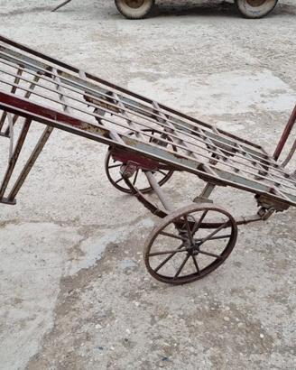 Carrello carretto mercato in ferro carro