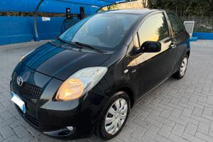 Toyota Yaris 1.4 D-4D 3P Navi  UNICO PROPRIETARIO