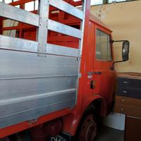 Autocarro OM 90-13 Km 21.000