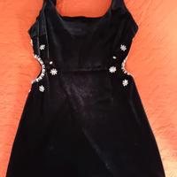 Abito in velluto nero