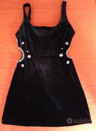 Abito in velluto nero