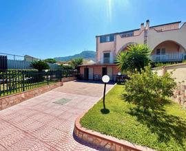 Rif.V459| villa cefalu'