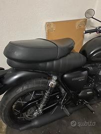 Sella Triumph bonneville