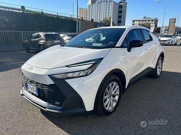 Toyota C-HR 1.8 hev Active fwd e-cvt IVA ...