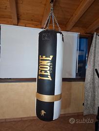 sacco da boxe leone