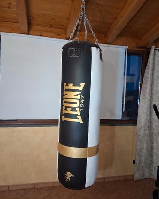 sacco da boxe leone