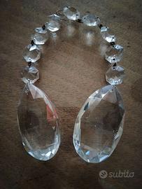 Due pendenti giganti in cristallo