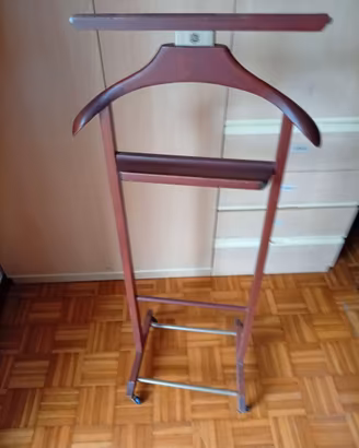Omino porta biancheria