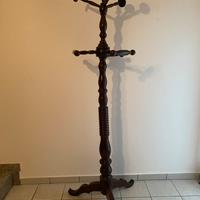 Appendiabiti da terra in legno