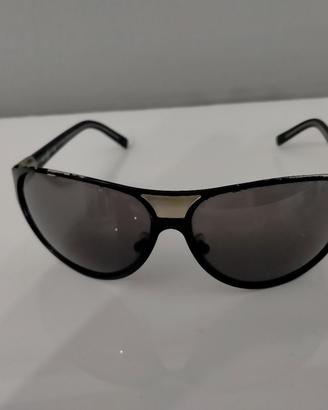 Occhiali da sole marca Vogue 