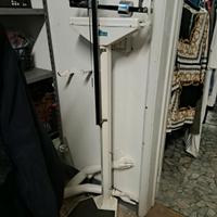 Bilancia pesapersone con misuratore altezza profes