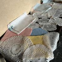 Merletti, centrini, tovaglioli, uncinetto, 100 pz.