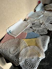Merletti, centrini, tovaglioli, uncinetto, 100 pz.
