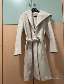 Trattabile - Cappotto beige Zara con cappuccio