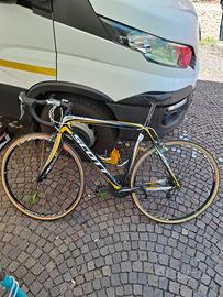 Bici da corsa scott
