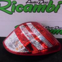 FANALINO POSTERIORE DESTRO PER RAV4 III 2011