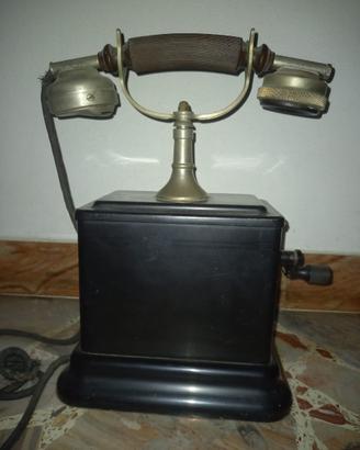 telefono a manovella da tavolo