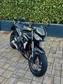 Triumph Street Triple 765 RS
