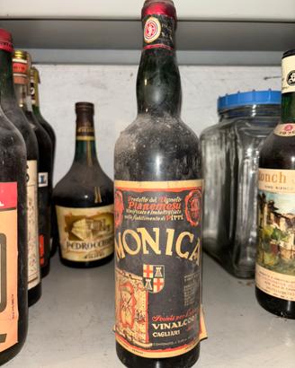 Monica vinalcool cagliari