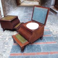 sedia "comode" antica