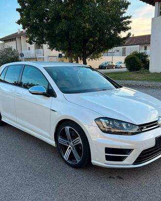 Volkswagen Golf R 2.0 TFSI 4motion DSG