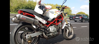 Ducati Monster 600