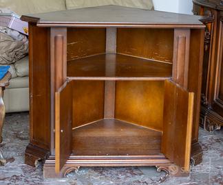 Mobile Porta TV Angolare in Legno Stile Classico