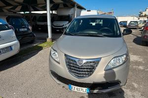 Lancia Ypsilon 1.2 69 CV 5 porte Gold