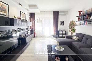 Ampio appartamento rifinito in via Plinio