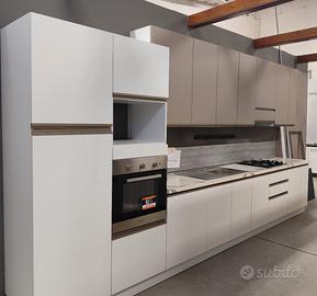 CUCINA NUOVA COMPONIBILE, STOCK