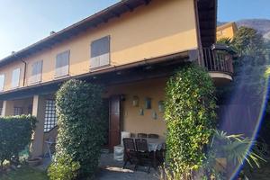 Villa a schiera Oliveto Lario