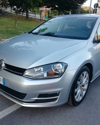 Volkswagen Golf 1.6 TDI 110 CV 5p. Highline BlueMo