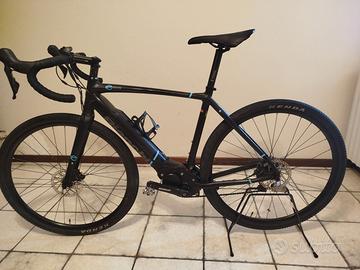 Bianchi impulso e-allroad