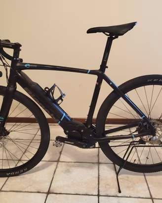Bianchi impulso e-allroad