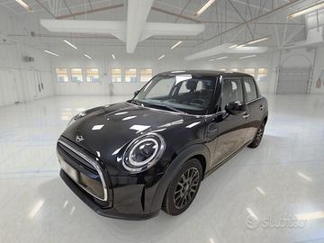 MINI COOPER CLASSIC AUTO 5 PORTE BERLINA