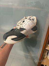 Nike NDSTRKT Air Force 1 Bianco Nero