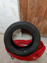 Gomme estive 205/60 R16