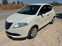 lancia-ypsilon-1-2-69-cv-5-porte-s-s-silver-2011