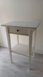 Comodini Hemnes Ikea