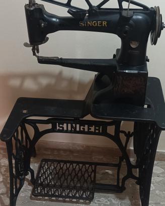 Macchina da cucire antica Singer 29K "Patcher" con