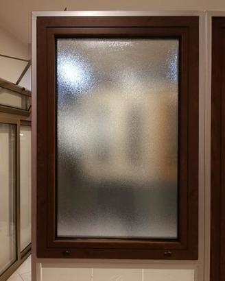 Serramenti in alluminio legno pvc e alluminio