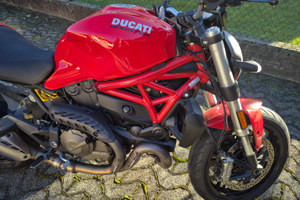 Ducati Monster 821