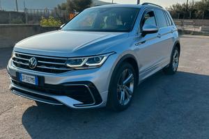 Volkswagen Tiguan r line
