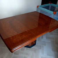 Tavolo da soggiorno allungabile